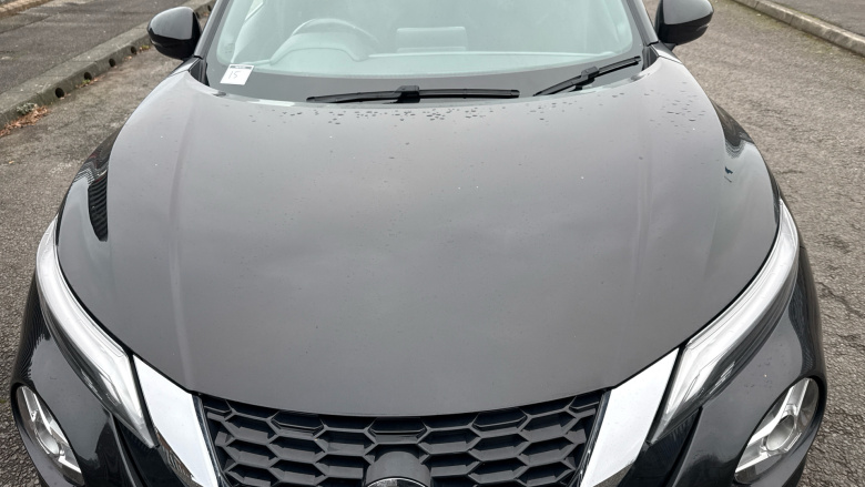 Nissan Juke 1.0 DiG-T N-Connecta 5dr Petrol Hatchback